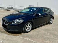 second-hand Volvo V40 D2
