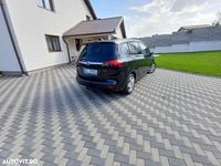 Second-hand Opel Zafira Tourer Business Edition 170 CP (125 kW) 2015 Culoarealbastru Monovolum