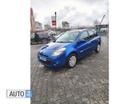 Second-hand Renault Clio 78 CP (57 kW) 2011 Albastru Monovolum