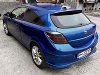 second-hand Opel Astra GTC 1.3 CDTI Cosmo