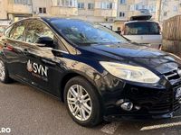 Second-hand Ford Focus 125 CP (91 kW) 2014 Culoarenegru Hatchback