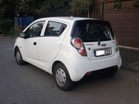 Second-hand Chevrolet Spark 85 CP (62 kW) 2012 Alb Hatchback