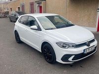 Second-hand VW Polo Life 95 CP (69 kW) 2024 Culoarealb Hatchback