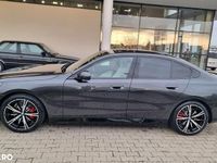 Nouă BMW 530e Shadowline 299 CP (219 kW) 2025 Culoaregri Berlinǎ