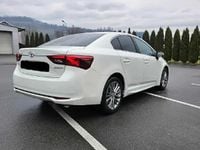 Second-hand Toyota Avensis 143 CP (105 kW) 2016 Berlinǎ