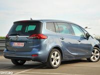 Second-hand Opel Zafira Tourer Cosmo 135 CP (99 kW) 2014 Culoarealbastru Monovolum