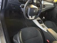 Second-hand Renault Laguna III 150 CP (110 kW) 2007 Gri Hatchback