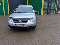 Second-hand VW Passat 131 CP (96 kW) 2003 Hatchback