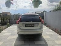 Second-hand Volvo XC60 215 CP (158 kW) 2015 Alb SUV