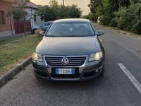 Second-hand VW Passat Highline 115 CP (84 kW) 2006 Gri Berlinǎ
