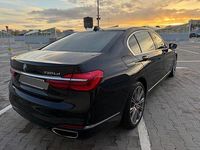 Second-hand BMW 730L Comfort Edition 265 CP (194 kW) 2017 Culoarenegru Berlinǎ