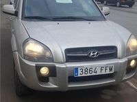 Second-hand Hyundai Tucson 140 CP (102 kW) 2006 Galben SUV