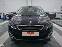 Second-hand Peugeot 308 Allure 125 CP (91 kW) 2013 Culoarealbastru Hatchback