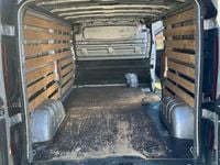 Second-hand Opel Vivaro 125 CP (91 kW) 2015 Monovolum