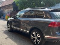 Second-hand VW Touareg Terrain Tech 262 CP (192 kW) 2015 Culoaregri SUV