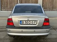 Second-hand Opel Vectra 90 CP (66 kW) 1999 Berlinǎ