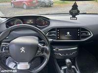 Second-hand Peugeot 308 Access 110 CP (80 kW) 2015 Culoareargint Hatchback