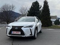 Second-hand Lexus UX 250h E-FOUR 184 CP (135 kW) 2021 Culoarealb SUV