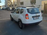 Second-hand Dacia Duster 105 CP (77 kW) 2014 Alb SUV