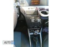 Second-hand Opel Astra 90 CP (66 kW) 2004 Argintiu Hatchback