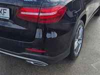 Second-hand Mercedes GLC250 AMG line 204 CP (150 kW) 2017 Culoarenegru SUV