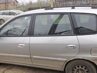 second-hand Kia Carens 