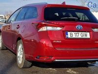 second-hand Toyota Auris Hybrid 