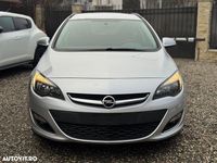 Second-hand Opel Astra Edition 95 CP (69 kW) 2013 Culoareargint Break