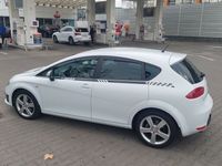 second-hand Seat Leon 2.0 TDI DPF FR