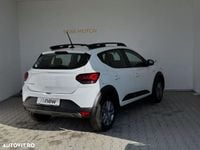 Second-hand Dacia Sandero 90 CP (66 kW) 2023 Culoarealb Hatchback