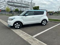 second-hand Kia Soul EV Plug