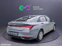 Second-hand Hyundai Elantra Comfort 123 CP (90 kW) 2021 Culoaregri Berlinǎ