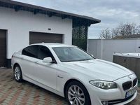 Second-hand BMW 525 Sport Line 218 CP (160 kW) 2012 Culoarealb Berlinǎ