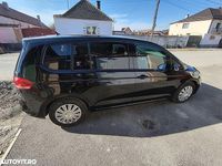 Second-hand VW Touran Comfortline 115 CP (84 kW) 2016 Culoarenegru Monovolum