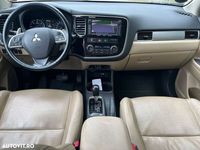 second-hand Mitsubishi Outlander 2.2 DI-D 4WD Automatik Diamant Edition+