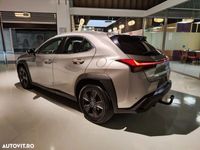 second-hand Lexus UX 250h FWD Business