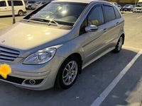 second-hand Mercedes B180 