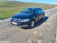 Second-hand VW Passat 105 CP (77 kW) 2012 Culoarealbastru Berlinǎ
