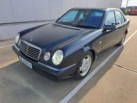 Second-hand Mercedes 240 170 CP (125 kW) 1999 Berlinǎ