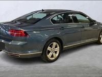 Second-hand VW Passat 218 CP (160 kW) 2017 Albastru Berlinǎ