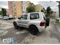 second-hand Mitsubishi Pajero 61