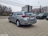 second-hand Toyota Auris Hybrid 