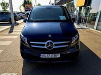 Second-hand Mercedes V250 Avantgarde 190 CP (139 kW) 2022 Albastru Monovolum