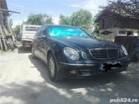 Second-hand Mercedes E320 204 CP (150 kW) 2004 Negru Berlinǎ
