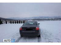 Second-hand Audi A4 S-Line 131 CP (96 kW) 2001 Albastru Berlinǎ