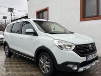 Second-hand Dacia Lodgy Stepway 102 CP (75 kW) 2018 Culoarealb Monovolum