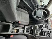 Second-hand Ford Focus 100 CP (73 kW) 2005 Albastru Hatchback