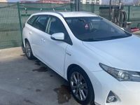 second-hand Toyota Auris Hybrid 