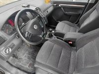 Second-hand VW Touran 140 CP (102 kW) 2006 Gri Monovolum