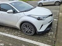 Second-hand Toyota C-HR 122 CP (89 kW) 2017 Culoarealb SUV